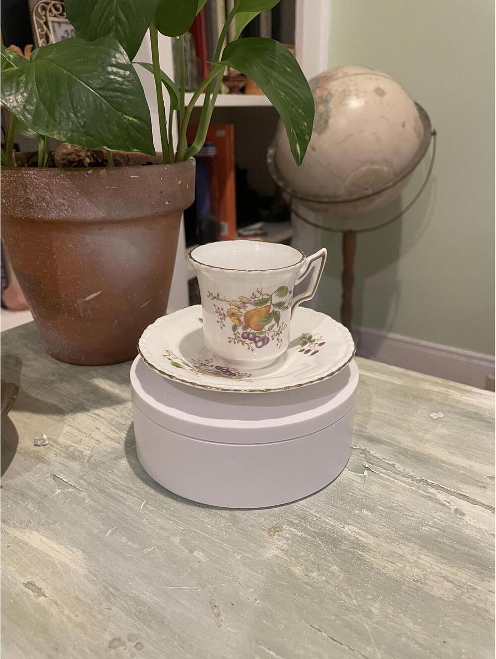 Coalport Fruit Teacup and Saucer - The Danbury Mint